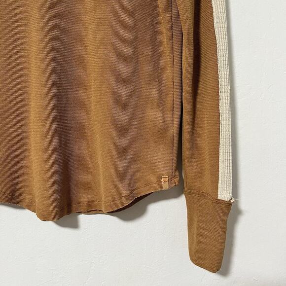 Free People Tasha Thermal Top Size L Ochre Combo Snap Button Cuffs Bohemian - Picture 4 of 8